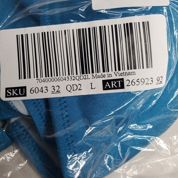 VICTORIA'S SECRET SWIM Shine Strap Plunge One-Piece Swimsuit Size L - Picture 4 of 8